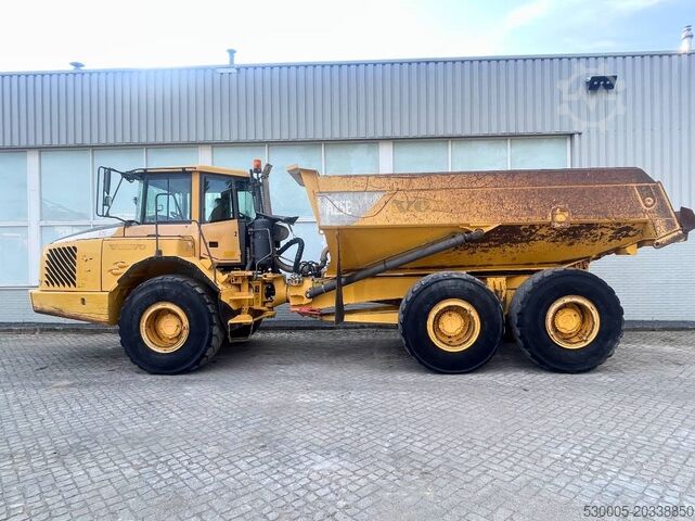 Kamion za otkači Volvo A 25 E      2007