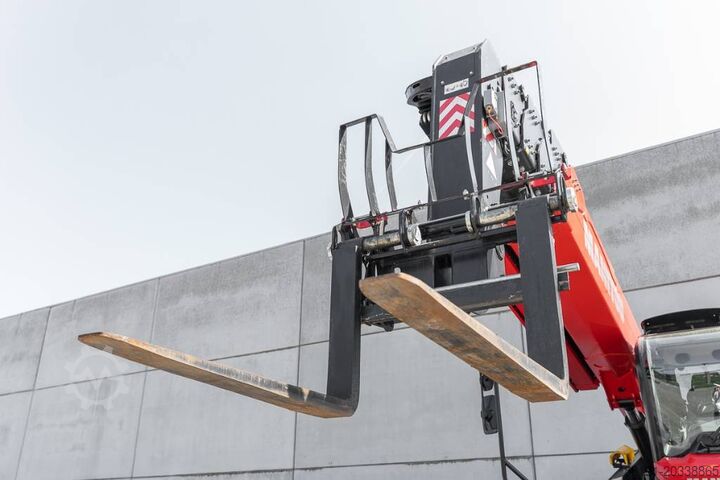 Telehandleri Manitou MRT 3570 360 210 Y