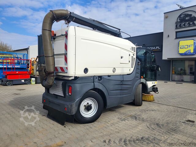 Zamiatarka drogowa Mathieu Azura MC400