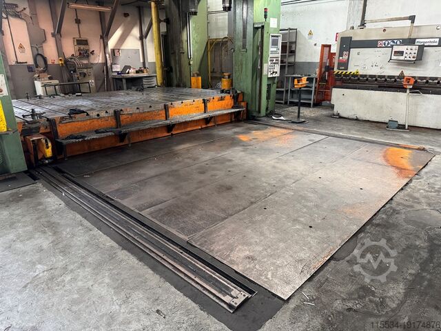 Presse hydraulique 2000 tonnes LOIRE SAFE EDIMC 2000