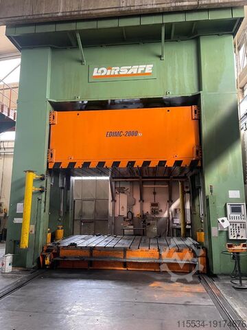Presse hydraulique 2000 tonnes LOIRE SAFE EDIMC 2000