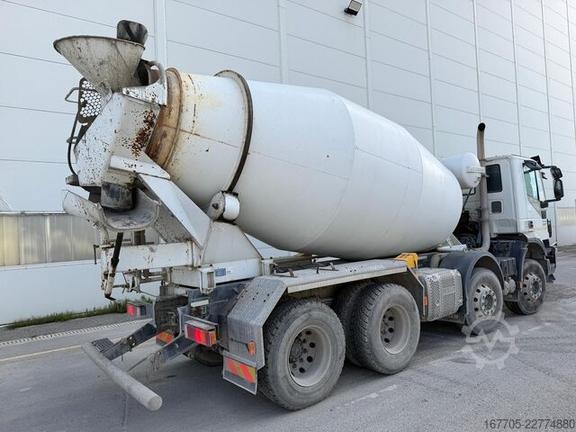 Camión hormigonera IVECO TRAKKER 400