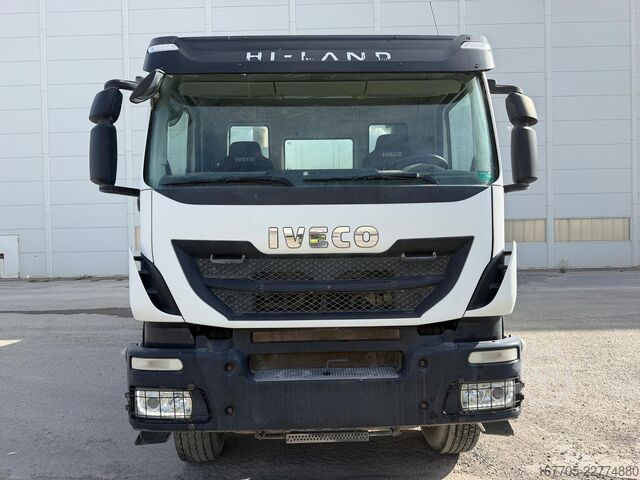 Camión hormigonera IVECO TRAKKER 400