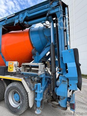 Autodomíchávač betonu Iveco TRAKKER AD340T45