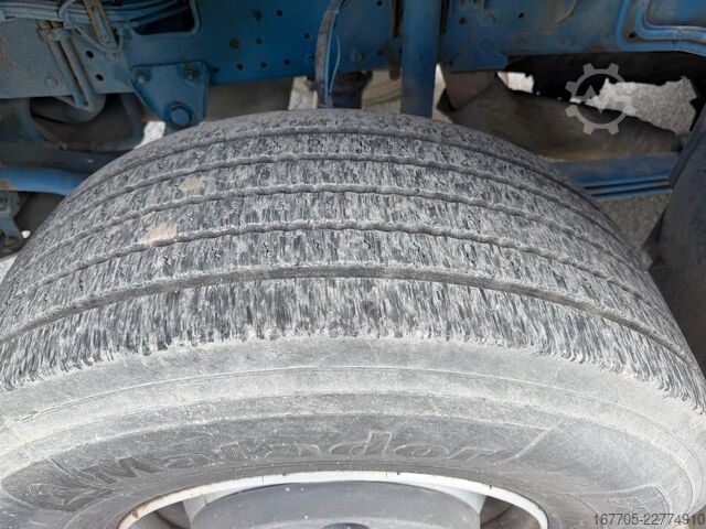 Autodomíchávač betonu Iveco TRAKKER AD340T45