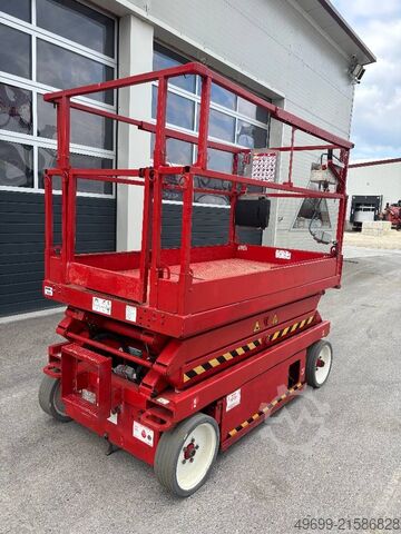 Elevador de tijera SkyJack SJ 4620 8,10m Elektro Scherenarbeitsbühne