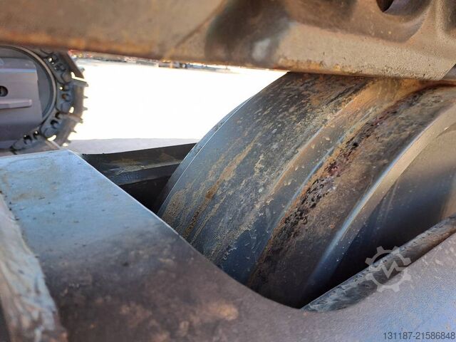 Crawler excavator Develon DX300LC-7M