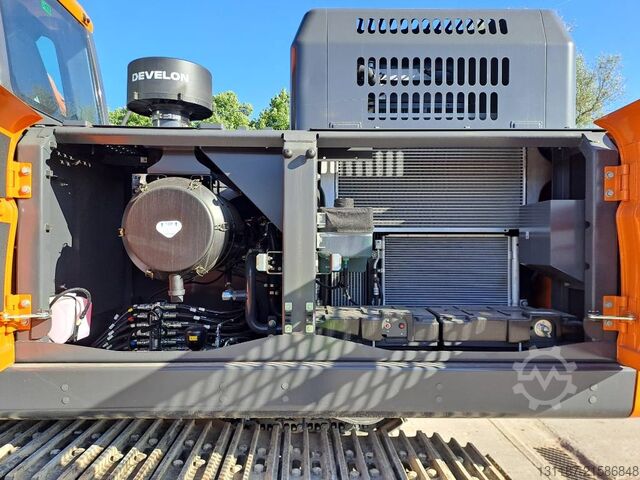 Crawler excavator Develon DX300LC-7M