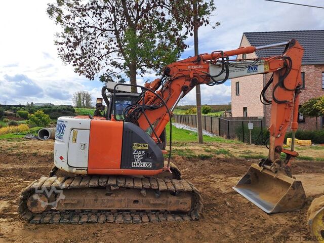 Crawler excavator Hitachi ZX135US