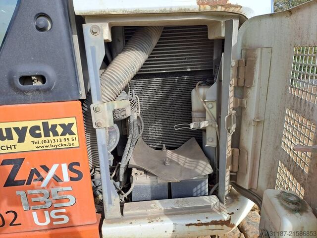 Crawler excavator Hitachi ZX135US