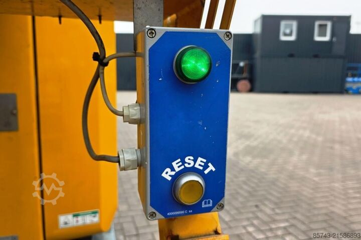 Przegubowa teleskopowa platforma robocza Haulotte STAR 10 Electric, 10m Working Height, 3m Reach, 20