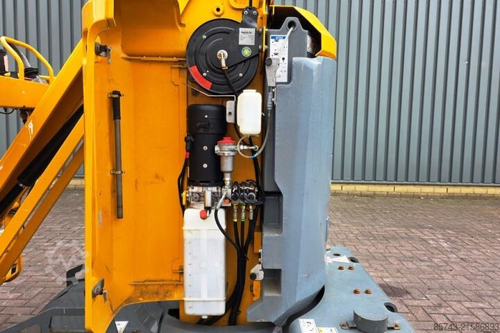 Przegubowa teleskopowa platforma robocza Haulotte STAR 10 Electric, 10m Working Height, 3m Reach, 20