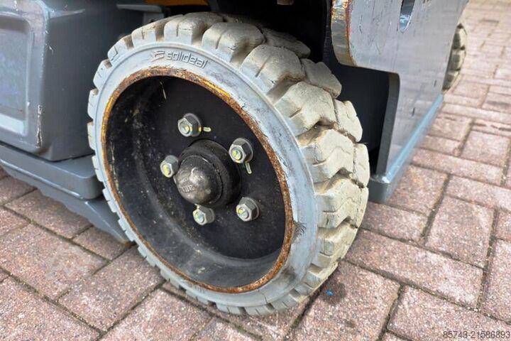 Przegubowa teleskopowa platforma robocza Haulotte STAR 10 Electric, 10m Working Height, 3m Reach, 20