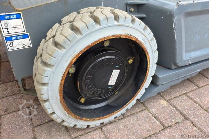 Przegubowa teleskopowa platforma robocza Haulotte STAR 10 Electric, 10m Working Height, 3m Reach, 20