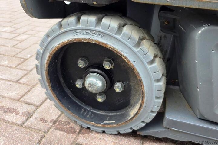 Przegubowa teleskopowa platforma robocza Haulotte STAR 10 Electric, 10m Working Height, 3m Reach, 20