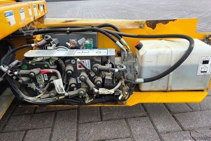 Podnośnik nożycowy Haulotte Optimum 8 Electric, 7.77m Working Height, 230kg Ca