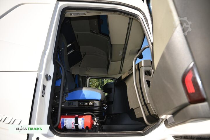 Standard tractor unit VOLVO FH 500 Globetrotter XL, Side Skirts
