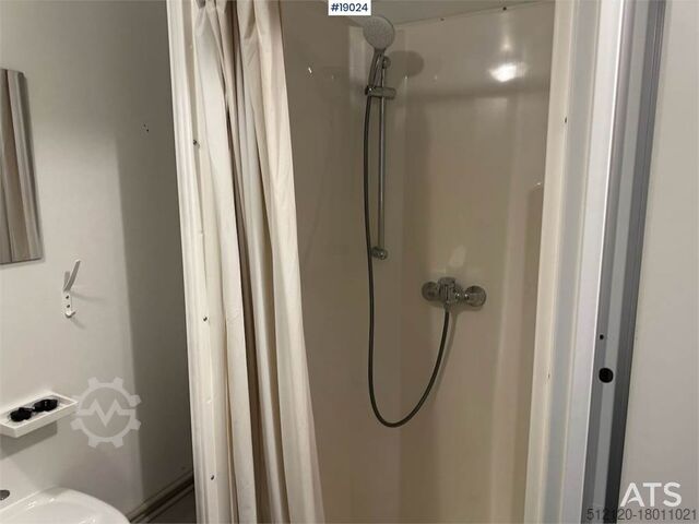 Modulbyggd containerbroms Modulbygg containerbrakke