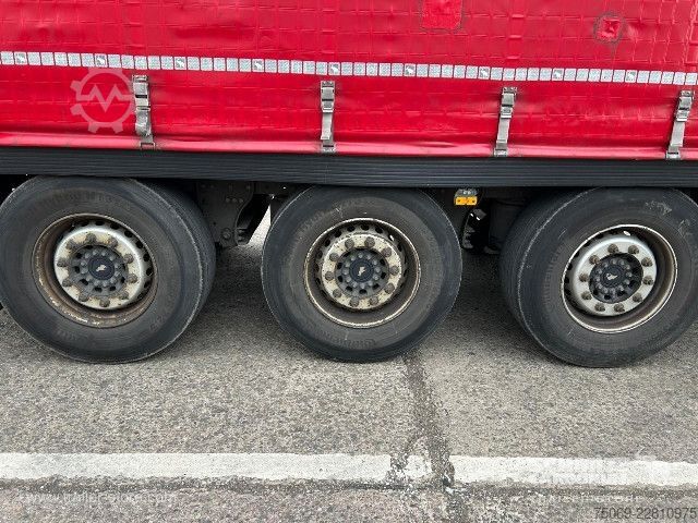 Åben sættevogn med presenning Schmitz Cargobull Curtainsider Standard