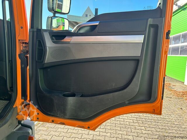 Pick-up skåpbil MAN TGL 8.220 / Palfinger PK 7001 + Funk / EURO 6