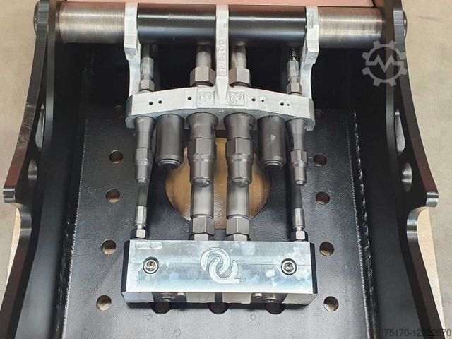 Andere  OilQuick OQ70/55 Adapterplatte für Westtech NEU