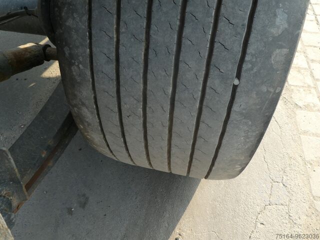 Chasis intercambiables Schmitz Cargobull AWF 18 MIDI