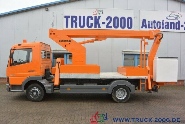 Panelvan Mercedes-Benz Atego 815 Ruthmann T170 17m seitl. Auslage 12m