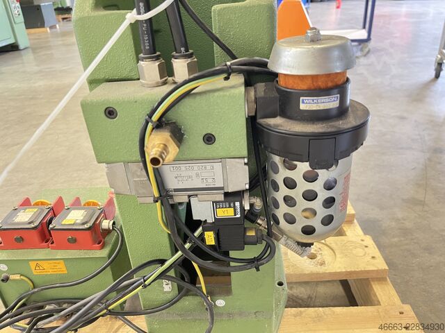 Pneumatisk presse med tohåndsbetjening Schmidt 32KN