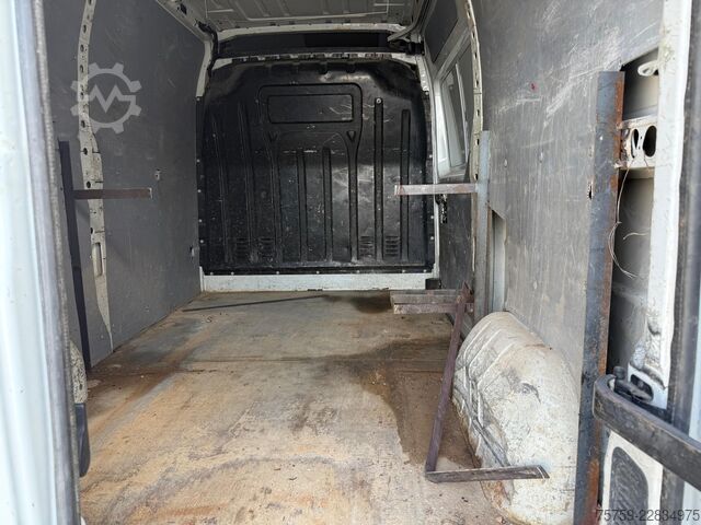 Kassevogn Renault Master 35.130 Kastenwagen Euro 6b Klima