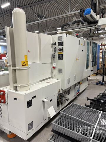 Krauss Maffei KM250-1400CX (2015) Blue Power med LRX150 lineærrobot Krauss Maffei KM250-1400CX