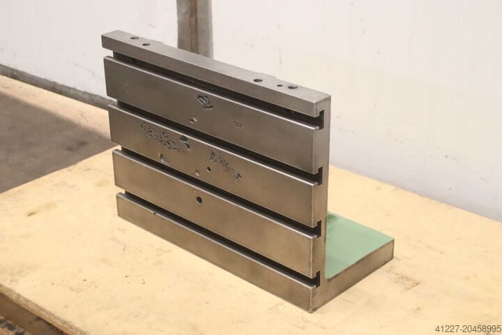 Équerre d‘étau avec rainures en T Guss 535/250/H410 mm