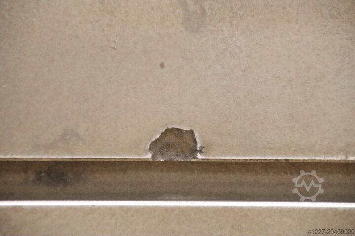 Clamping bracket with T-slots Guss 535/250/H400 mm