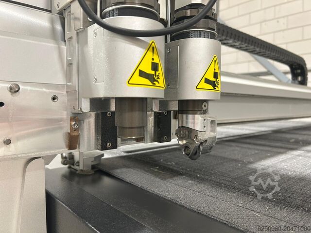 Snijmachine Iecho BK3 2517 digital cutting system