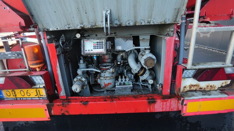 Tankwagen LAG ADR fuel tank trailer