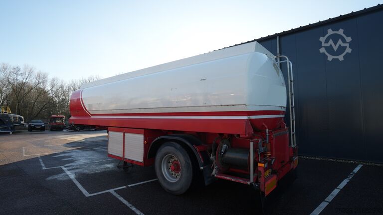 Tankwagen LAG ADR fuel tank trailer