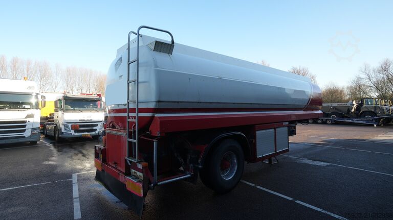 Tankwagen LAG ADR fuel tank trailer
