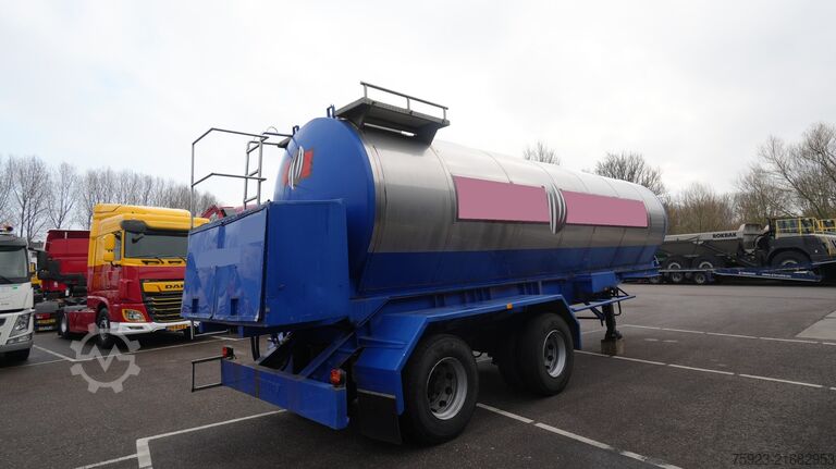 Autocisterna per alimenti HOBUR Food tank trailer