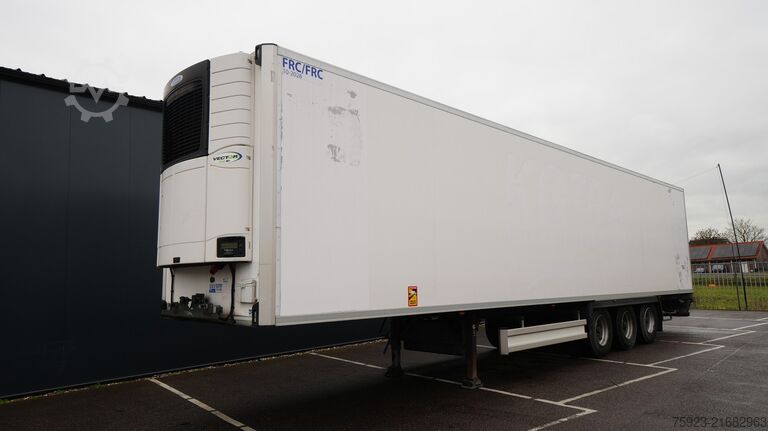 Trasporto refrigerato/congelato LAMBERET 3 Axle frigo trailer with CARRIER VECTOR 1950 M...