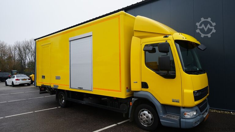 Valigia DAF LF 45.160 closed box truck