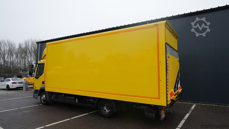 Valigia DAF LF 45.160 closed box truck