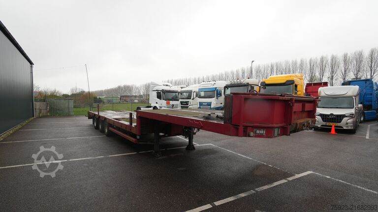 Caricatore semi basso Nooteboom 3 axle semi low loader extendable