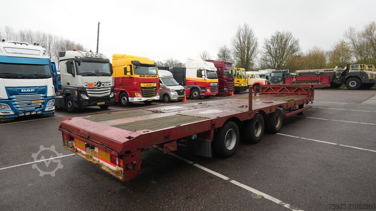 Caricatore semi basso Nooteboom 3 axle semi low loader extendable