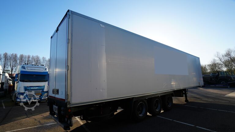 Trasporto refrigerato/congelato LAMBERET 3 Axle frigo trailer Carrier Vector 1950 Bi-Temp
