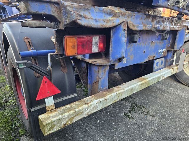 Transport af containere MKF METALLBAU CS 20 / STEEL SUSPENSION/ ROR DRUM.