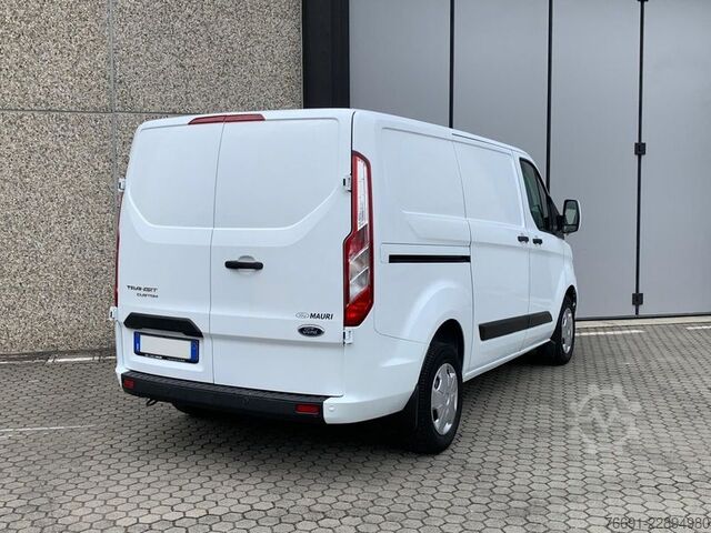 Autocamion cu destinație specială Ford Transit Custom