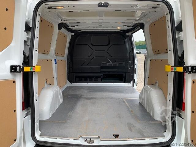 Autocamion cu destinație specială Ford Transit Custom