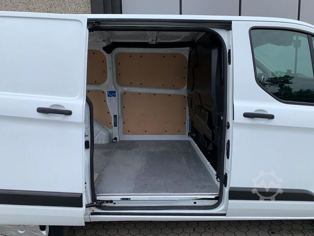 Autocamion cu destinație specială Ford Transit Custom
