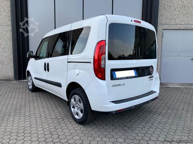 Autocamion cu destinație specială FIAT Doblò