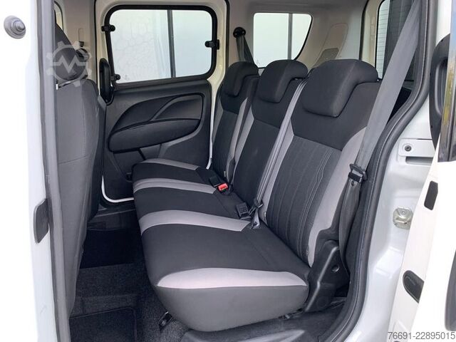 Autocamion cu destinație specială FIAT Doblò