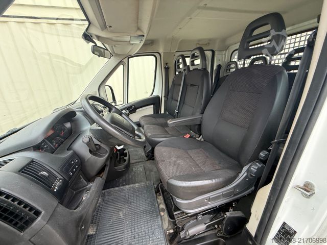 Pick-up furgon PEUGEOT Boxer Doka Pritsche / 1. Hand / Klima
